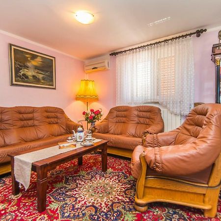 Apartmani Marina 포레치 외부 사진