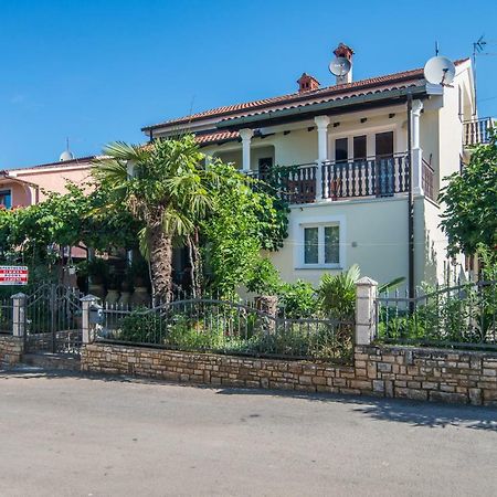 Apartmani Marina 포레치 외부 사진