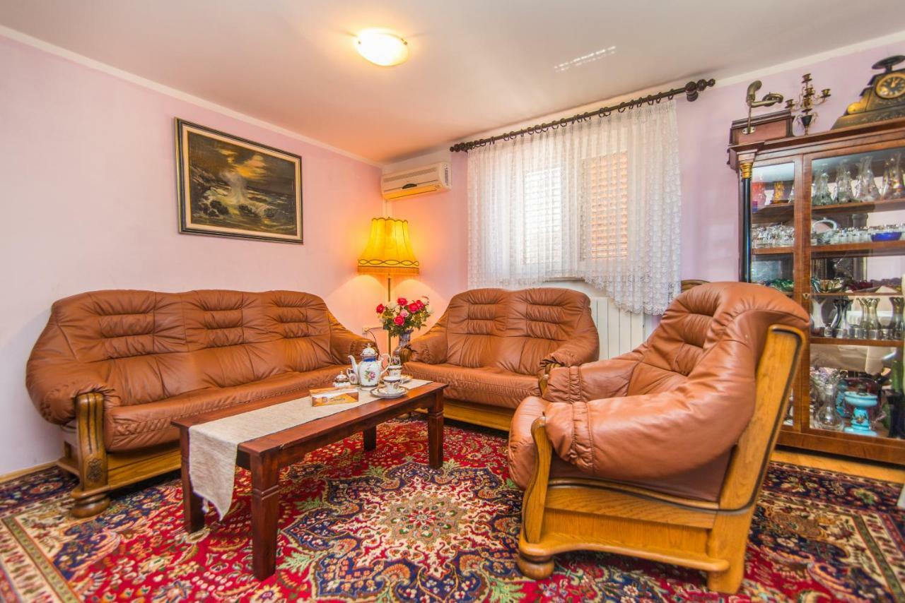 Apartmani Marina 포레치 외부 사진