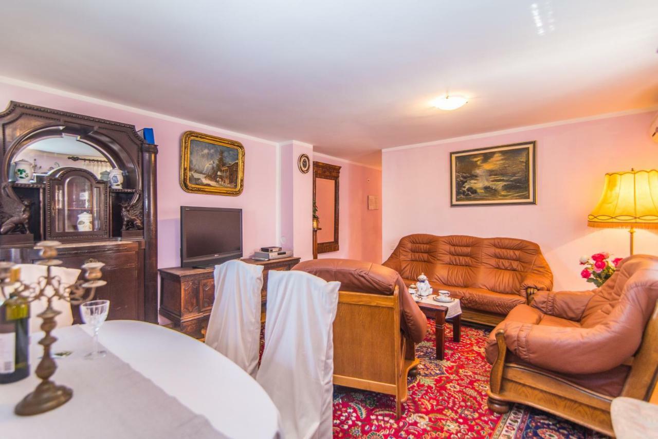Apartmani Marina 포레치 외부 사진