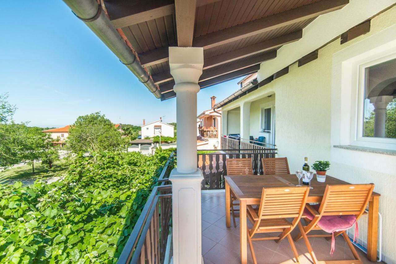 Apartmani Marina 포레치 외부 사진