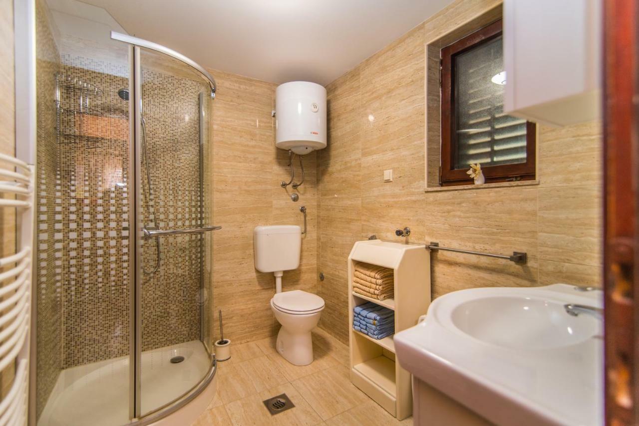 Apartmani Marina 포레치 외부 사진